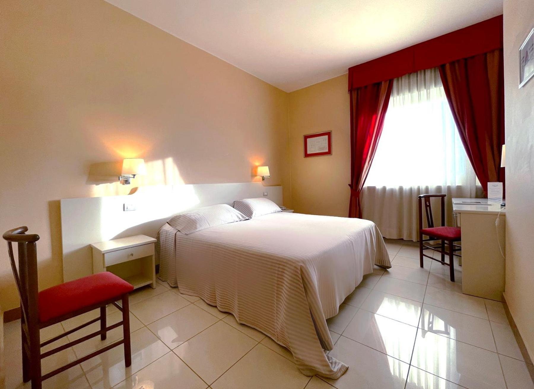Barion Hotel & Congressi Ngoại thất bức ảnh