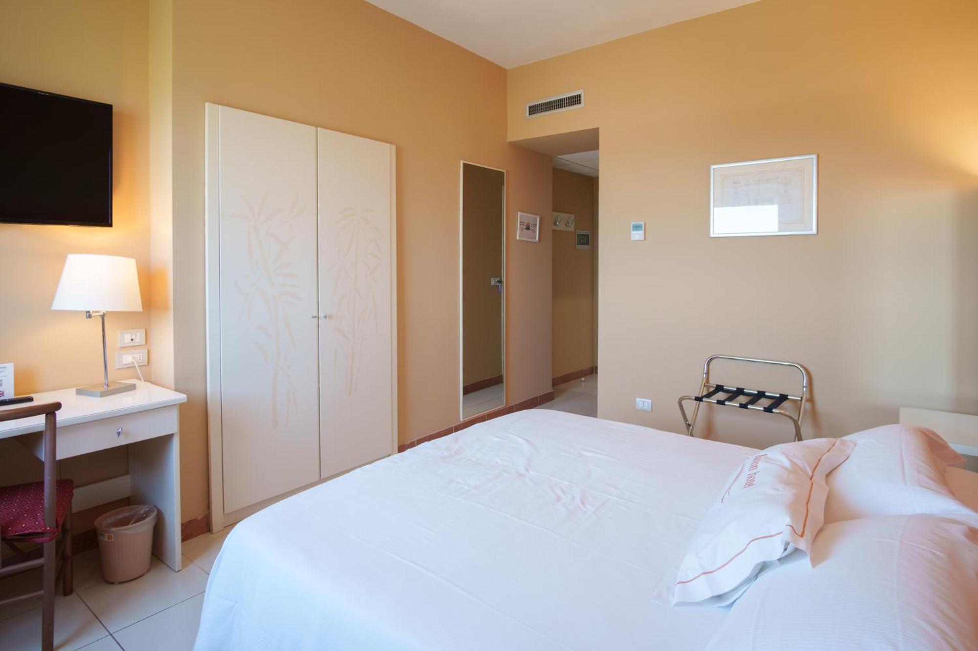 Barion Hotel & Congressi Ngoại thất bức ảnh